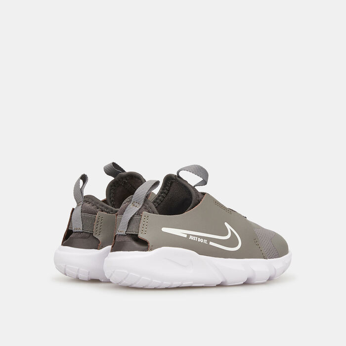 Nike Kids' Flex Runner 2 Running Shoe (Baby and Toddler) Grey Nike Kids' Flex Runner 2 Running Shoe (Baby and Toddler) Grey image number 3