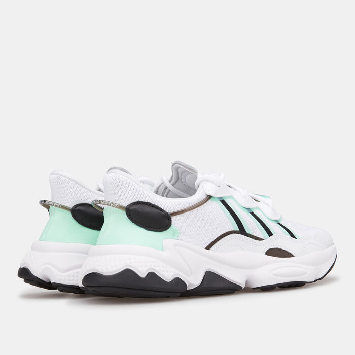 adidas Originals Women's OZWEEGO Shoe Black adidas Originals Women's OZWEEGO Shoe Black image number 2