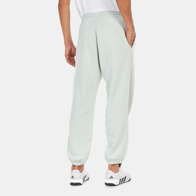 adidas Men’s Essentials Feelvivid Fleece Sweatpants Green