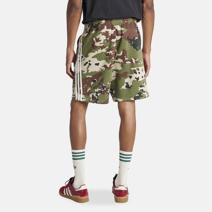adidas Originals Men's Camo Printed Shorts Green adidas Originals Men's Camo Printed Shorts Green image number 1
