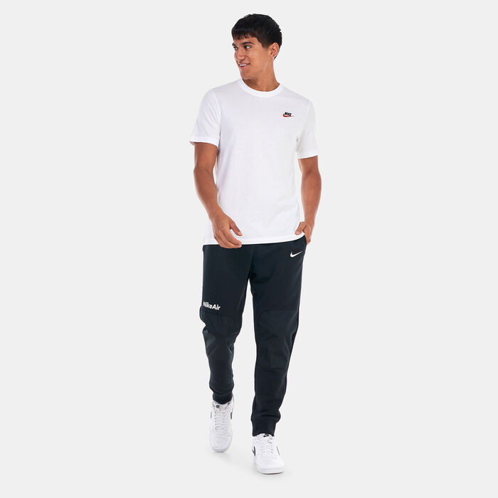 Nike Men's Sportswear Club T-Shirt White Nike Men's Sportswear Club T-Shirt White image number 2