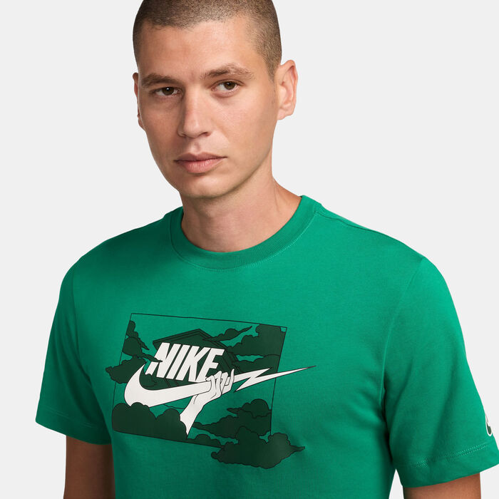 Nike Men's Sportswear Club T-Shirt Green Nike Men's Sportswear Club T-Shirt Green image number 3