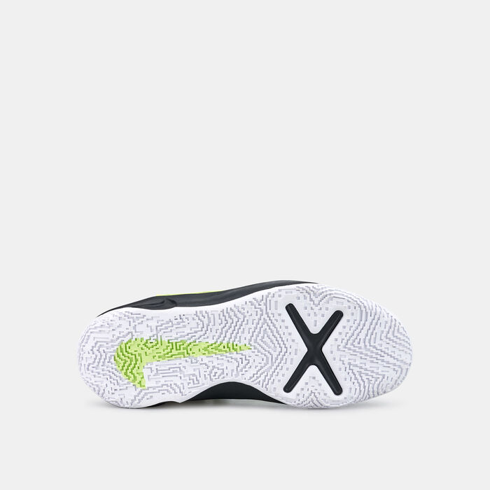 Nike Kids' Team Hustle D10 FlyEase Shoe Green Nike Kids' Team Hustle D10 FlyEase Shoe Green image number 3