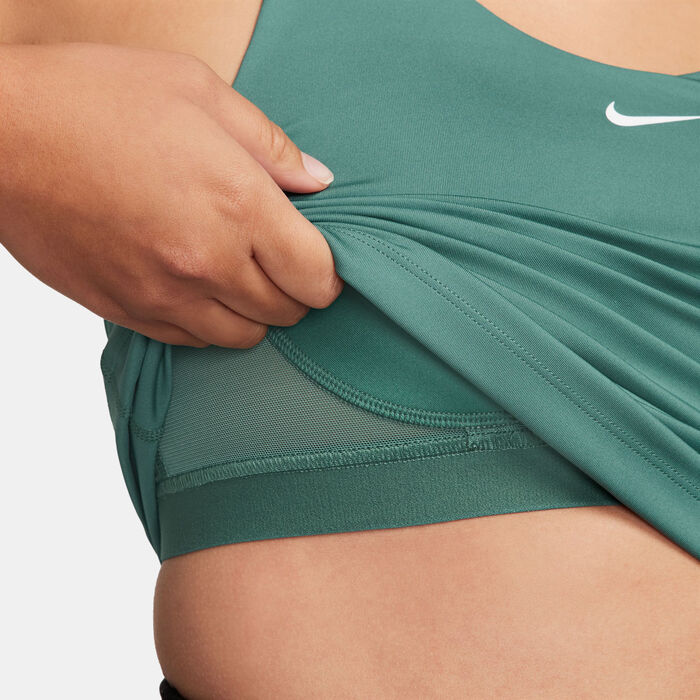 Nike Women's Swoosh Medium-support Padded Sports Bra Tank Green Nike Women's Swoosh Medium-support Padded Sports Bra Tank Green image number 2