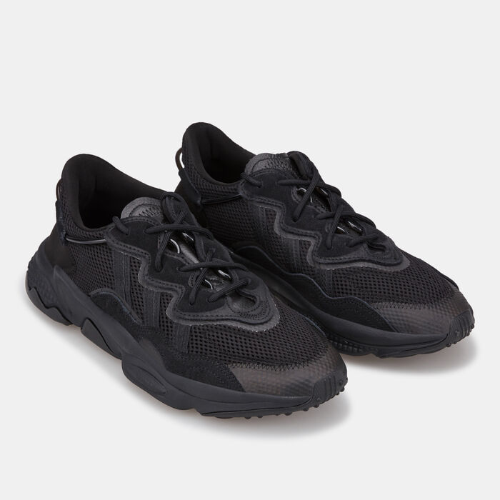 adidas Originals Men's OZWEEGO Shoe Black image number 2