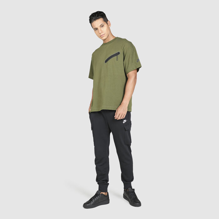 Nike Men's Sportswear Dri-FIT Tech Essentials T-Shirt Green Nike Men's Sportswear Dri-FIT Tech Essentials T-Shirt Green image number 2