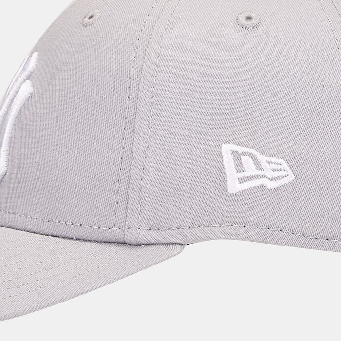 New Era Kids’ MLB League Basic New York Yankees 9FORTY Cap Grey New Era Kids’ MLB League Basic New York Yankees 9FORTY Cap Grey image number 2