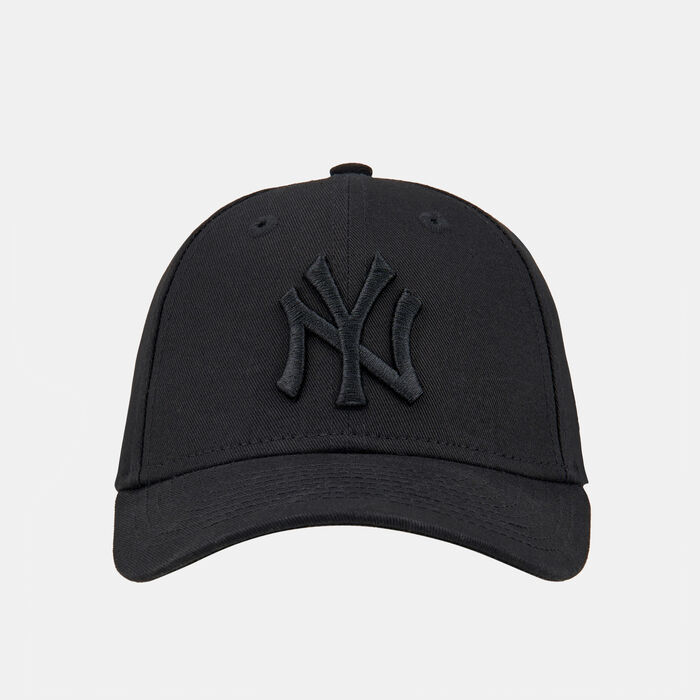 New Era Kids' Official New York Yankees Essential 9FORTY Cap Black New Era Kids' Official New York Yankees Essential 9FORTY Cap Black image number 0