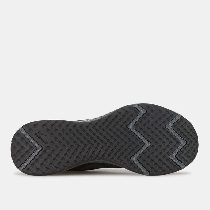 Nike Men's Revolution 5 Shoe Black Nike Men's Revolution 5 Shoe Black image number 3