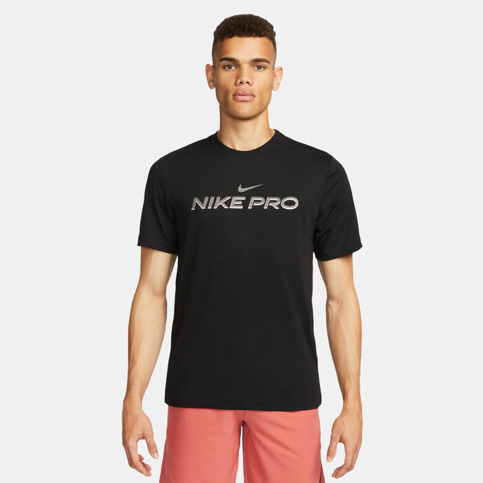 Nike Men’s Dri-FIT Training T-Shirt Black image number 0