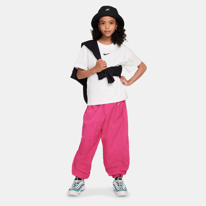 Nike Kids' Sportswear Essential T-Shirt (Older Kids) White Nike Kids' Sportswear Essential T-Shirt (Older Kids) White image number 2