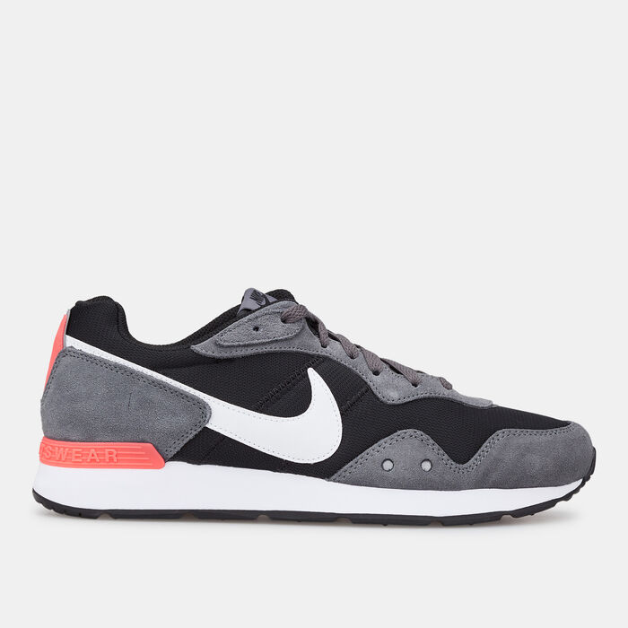 Nike Men's Venture Runner Shoe Grey Nike Men's Venture Runner Shoe Grey image number 0