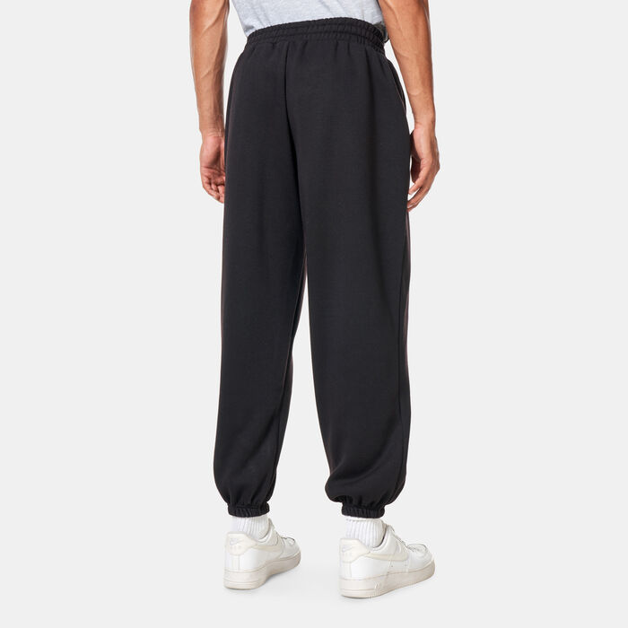 The Giving Movement Oversized Joggers Black image number 1