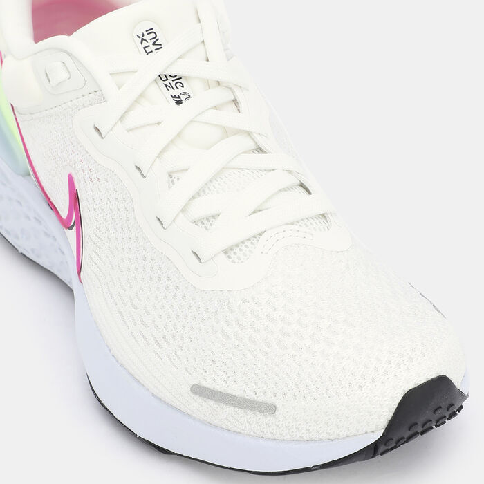 Nike Men's ZoomX Invincible Run Flyknit Shoe Grey Nike Men's ZoomX Invincible Run Flyknit Shoe Grey image number 4