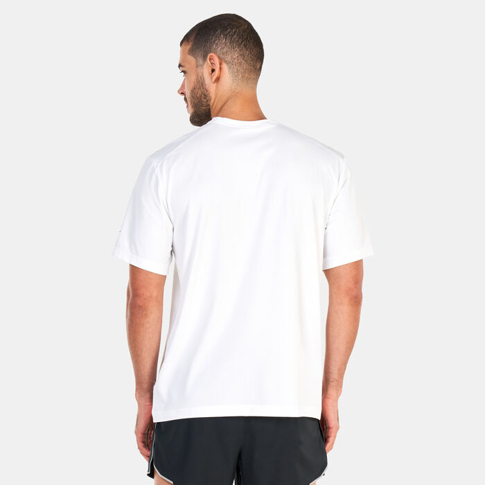 Nike Men's Dri-FIT Track Club Running Top White Nike Men's Dri-FIT Track Club Running Top White image number 1