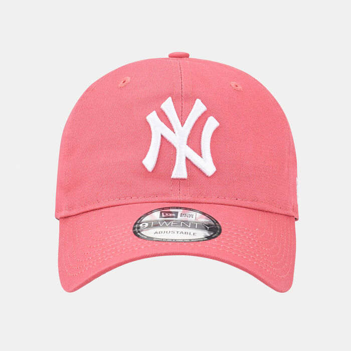 New Era Men's League Essentials 9FORTY New York Yankees Cap Pink New Era Men's League Essentials 9FORTY New York Yankees Cap Pink image number 0