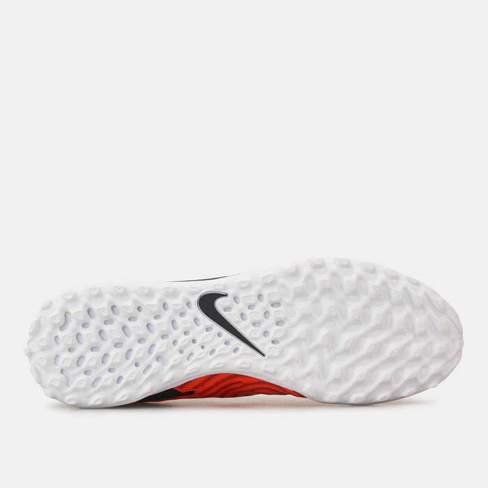 Nike Men's React Phantom GX Pro Turf Ground Football Shoe Red Nike Men's React Phantom GX Pro Turf Ground Football Shoe Red image number 3