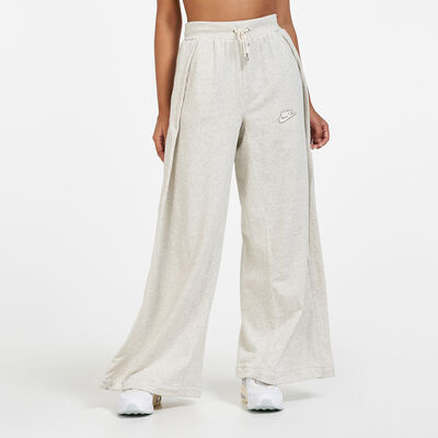 Nike Women's Sportswear Earth Day Pants Ivory