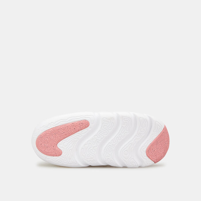 Nike Kids' Dynamo Go Shoe (Baby and Toddler) Pink Nike Kids' Dynamo Go Shoe (Baby and Toddler) Pink image number 3