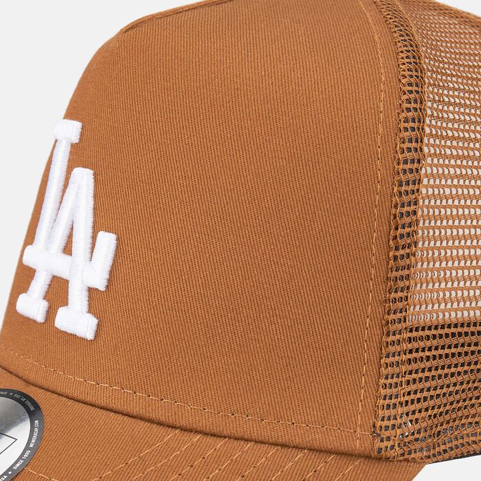 New Era Men's League Essentials Los Angeles Dodgers Trucker Cap Beige New Era Men's League Essentials Los Angeles Dodgers Trucker Cap Beige image number 2