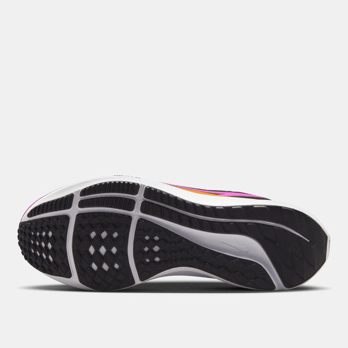 Nike Women's Pegasus 40 Road Running Shoe Black image number 2