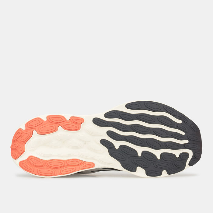 New Balance Men's Fresh Foam 680v8 Running Shoes White New Balance Men's Fresh Foam 680v8 Running Shoes White image number 4