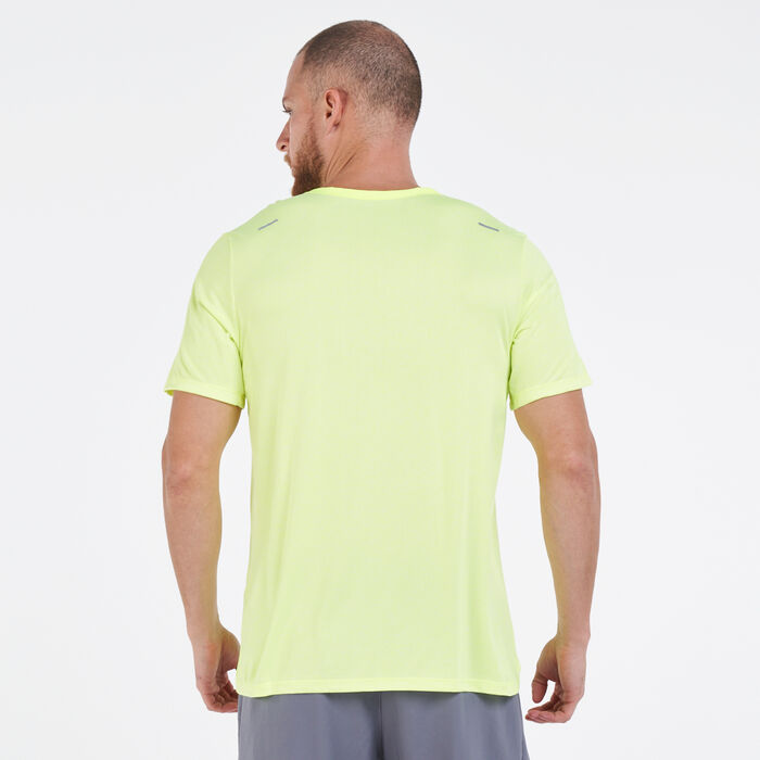 Nike Men's Dri-FIT Rise 365 T-Shirt yellow Nike Men's Dri-FIT Rise 365 T-Shirt yellow image number 1