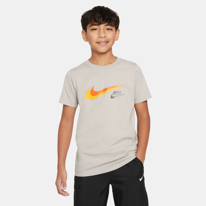 Nike Kids' Sportswear Graphic T-Shirt (Older Kids) Grey Nike Kids' Sportswear Graphic T-Shirt (Older Kids) Grey image number 0