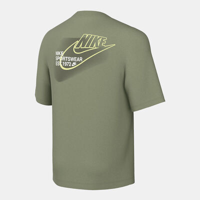 Nike Kids' Sportswear Standard Issue Graphic T-Shirt Green