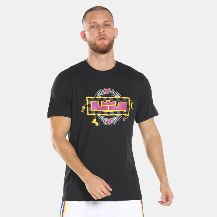 Nike Men's LeBron Basketball T-Shirt Black Nike Men's LeBron Basketball T-Shirt Black image number 0