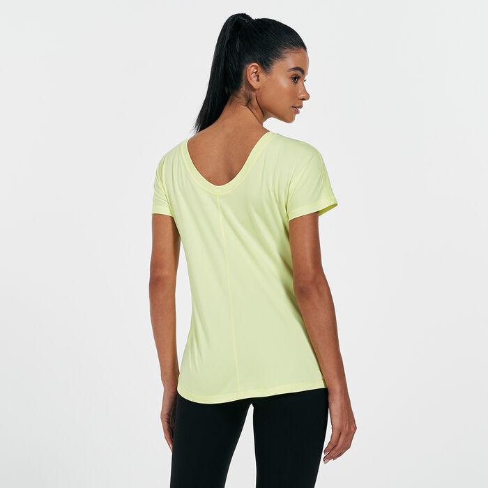 PUMA Women's Train Favorite Jersey Cat T-Shirt yellow PUMA Women's Train Favorite Jersey Cat T-Shirt yellow image number 1