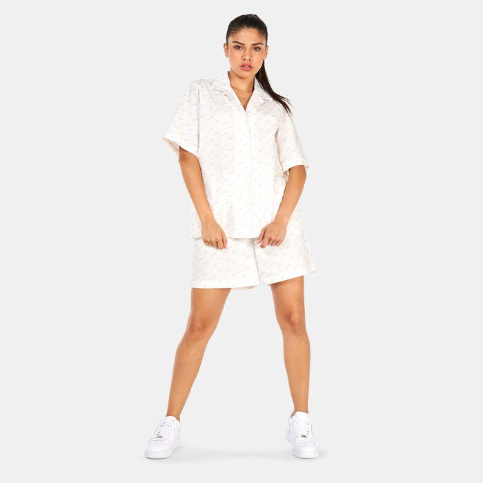 Nike Women's Sportswear Everyday Woven T-Shirt Ivory Nike Women's Sportswear Everyday Woven T-Shirt Ivory image number 2