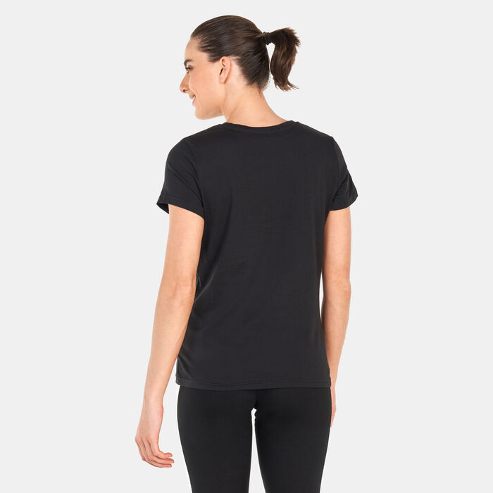 PUMA Women's GRAPHICS Valentine T-Shirt Black PUMA Women's GRAPHICS Valentine T-Shirt Black image number 1