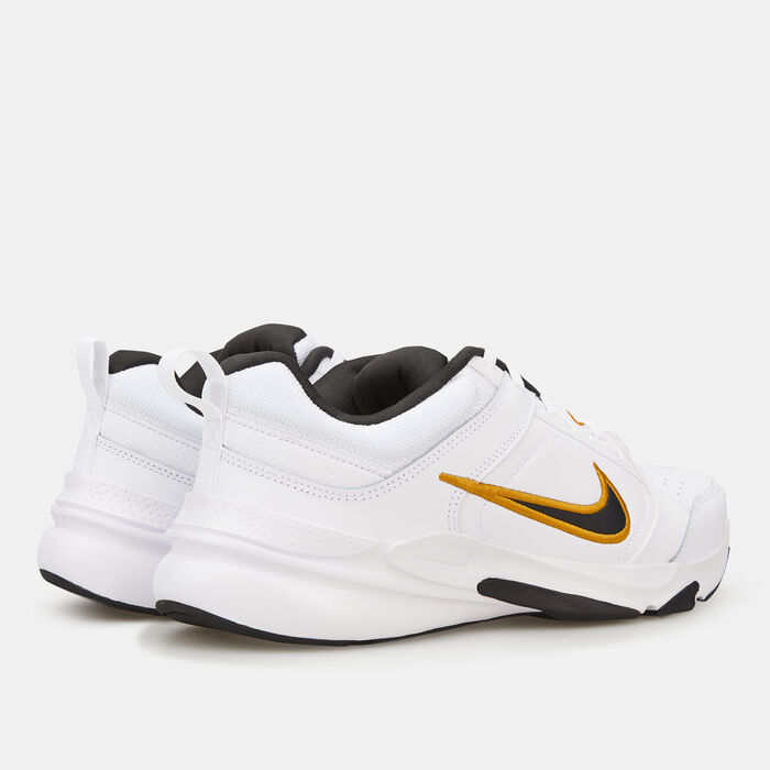 Nike Men's Defy All Day Training Shoe image number 2