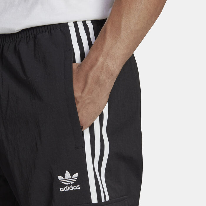 adidas Originals Men's Adicolor Classics 3-Stripes Cargo Pants Black adidas Originals Men's Adicolor Classics 3-Stripes Cargo Pants Black image number 3