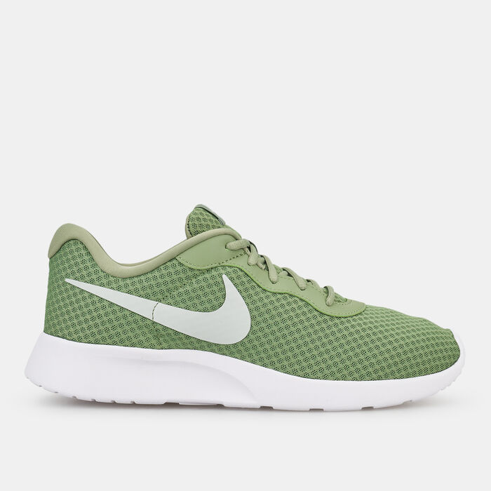 Nike Men's Tanjun EasyOn Shoe Green image number 0