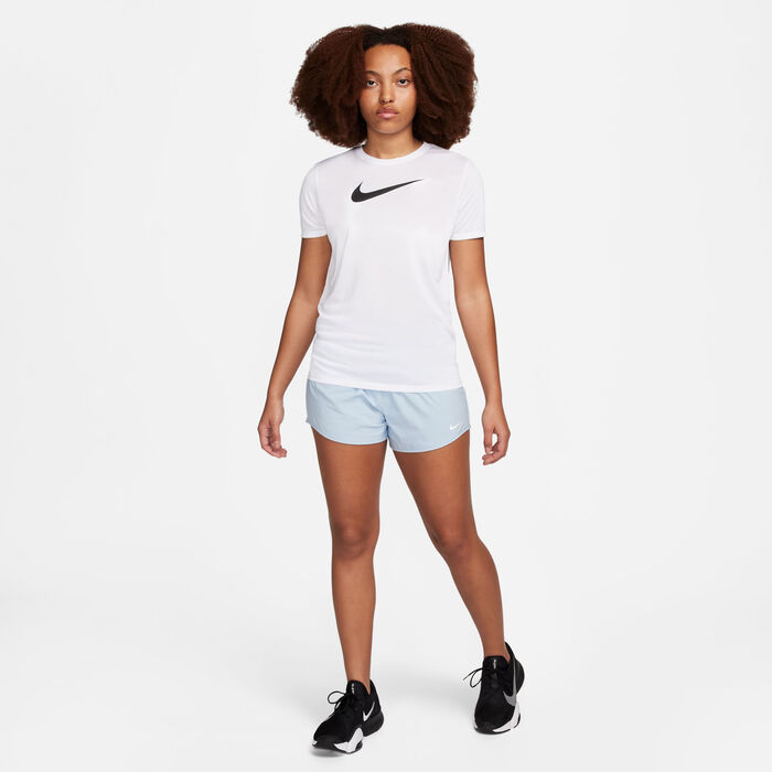 Nike Women's Dri-FIT Graphic Training T-Shirt White Nike Women's Dri-FIT Graphic Training T-Shirt White image number 2