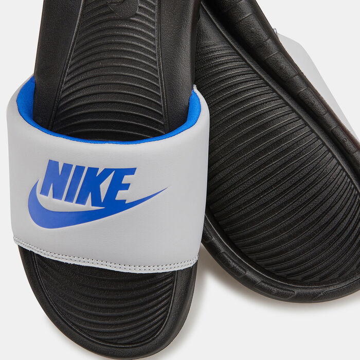 Nike Men's Victori One Slides Grey Nike Men's Victori One Slides Grey image number 2