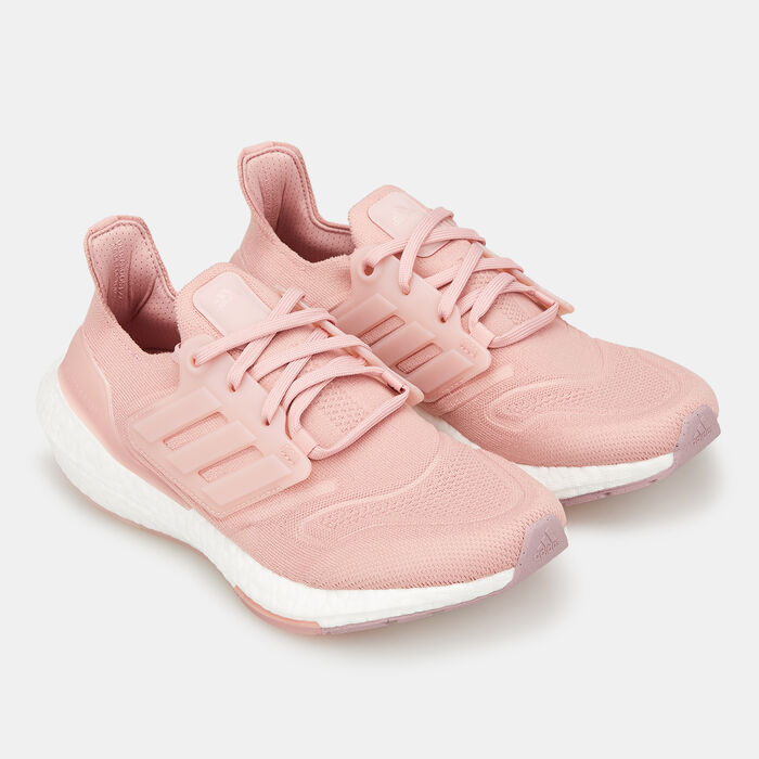 adidas Women's Ultraboost 22 Shoe Pink adidas Women's Ultraboost 22 Shoe Pink image number 1