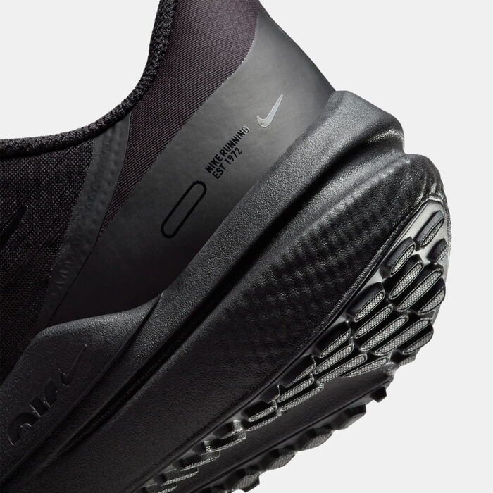 Nike Women's Air Winflo 9 Road Running Shoe Black image number 3