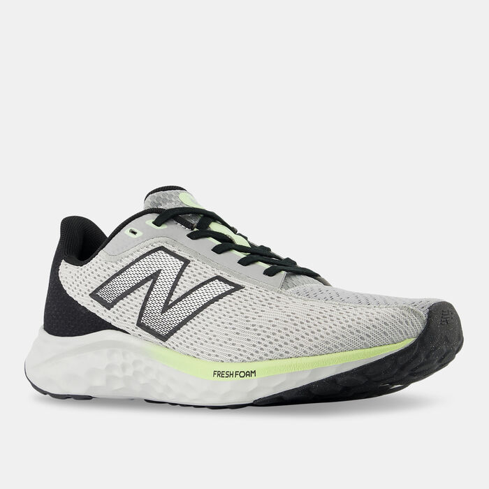 New Balance Men's Fresh Foam Arishi v4 Shoes White image number 1