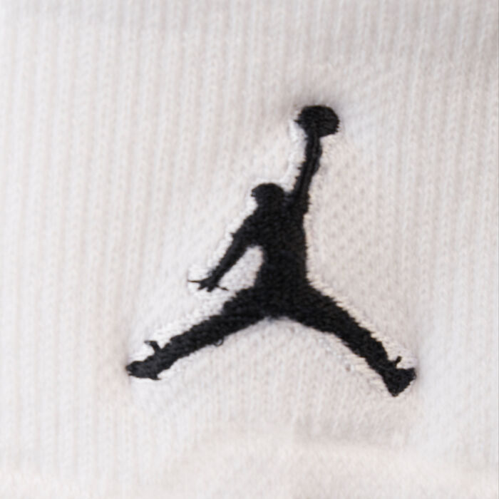 Jordan Ultimate Flight Quarter 2.0 Socks White Jordan Ultimate Flight Quarter 2.0 Socks White image number 2