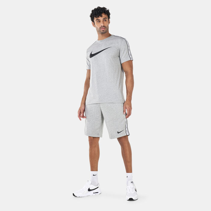 Nike Men's Sportswear Repeat Swoosh T-Shirt Grey Nike Men's Sportswear Repeat Swoosh T-Shirt Grey image number 2