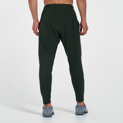 Nike Men's CW Yoga Pants Multi