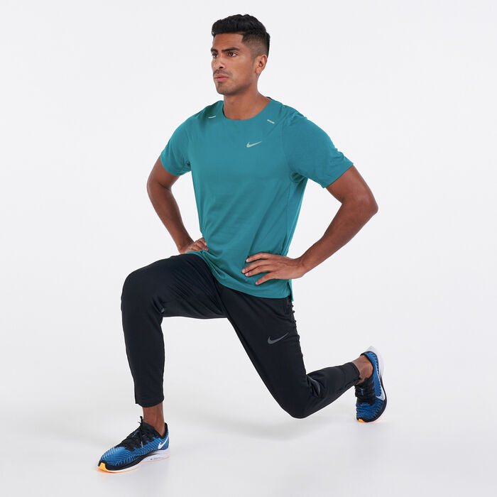 Nike Men's Breathe Rise 365 Hybrid T-Shirt Green Nike Men's Breathe Rise 365 Hybrid T-Shirt Green image number 2