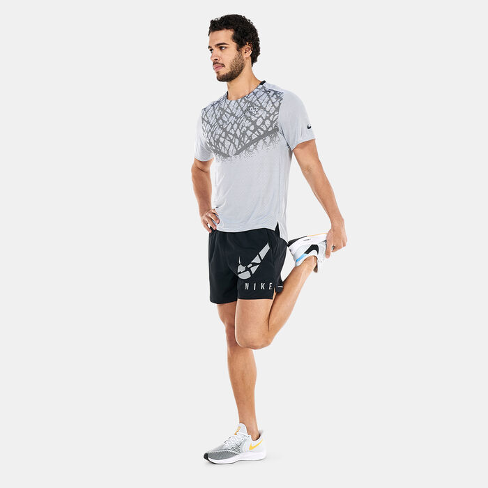 Nike Men’s 5-Inch Run Division Challenger Shorts Black Nike Men’s 5-Inch Run Division Challenger Shorts Black image number 2