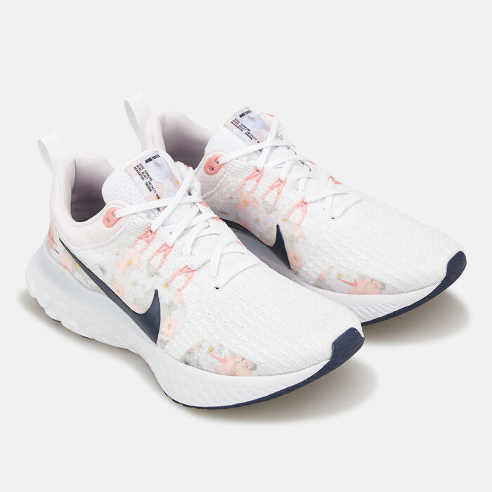 Nike Women's React Infinity 3 Premium Road Running Shoe White Nike Women's React Infinity 3 Premium Road Running Shoe White image number 1