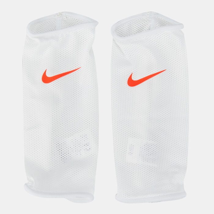 Nike Men’s Mercurial Lite Football Shin Guards White Nike Men’s Mercurial Lite Football Shin Guards White image number 2