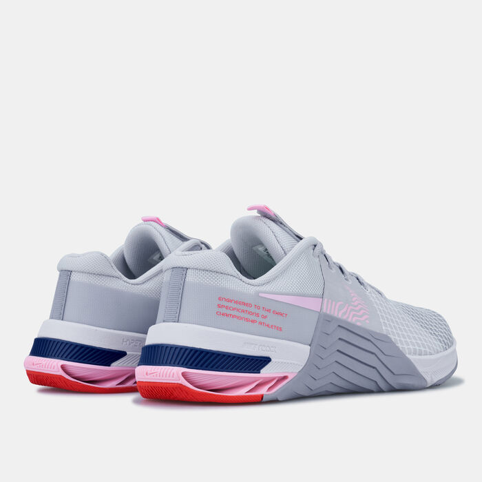 Nike Women's Metcon 8 Training Shoe Grey Nike Women's Metcon 8 Training Shoe Grey image number 2