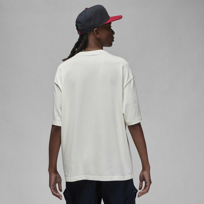 Jordan Men's Flight Essentials Oversized T-shirt White Jordan Men's Flight Essentials Oversized T-shirt White image number 1